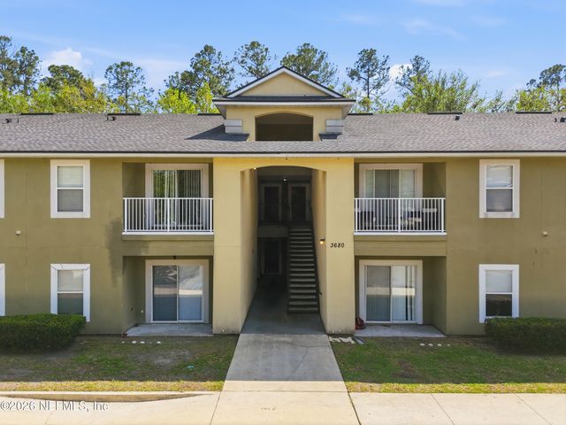 3680 KIRKPATRICK Circle 4, Jacksonville, FL 32210