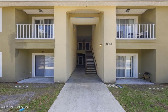 3680 KIRKPATRICK Circle 4, Jacksonville, FL 32210