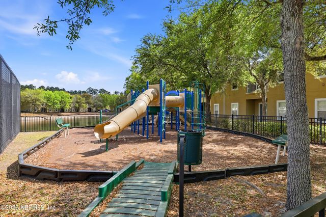 3680 KIRKPATRICK Circle 4, Jacksonville, FL 32210