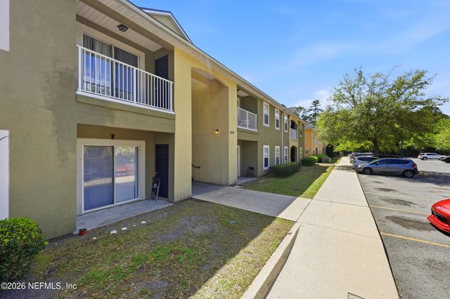 3680 KIRKPATRICK Circle 4, Jacksonville, FL 32210