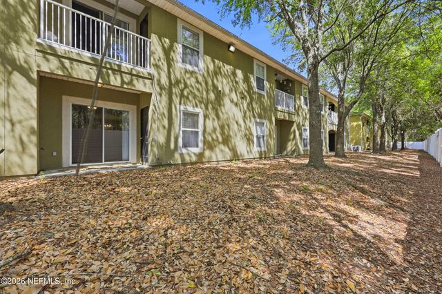 3680 KIRKPATRICK Circle 4, Jacksonville, FL 32210