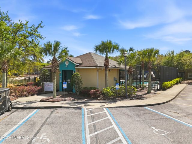 3680 KIRKPATRICK Circle 4, Jacksonville, FL 32210