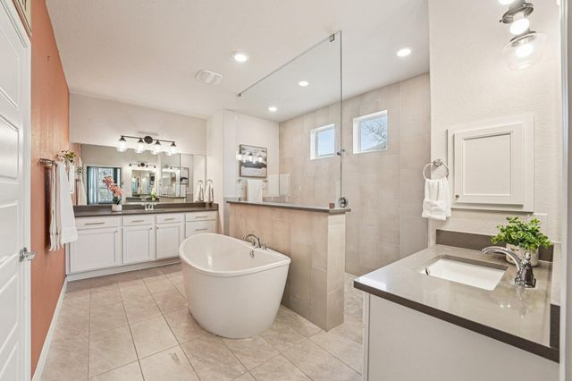 180 Pecos ST, Cedar Creek, TX 78612