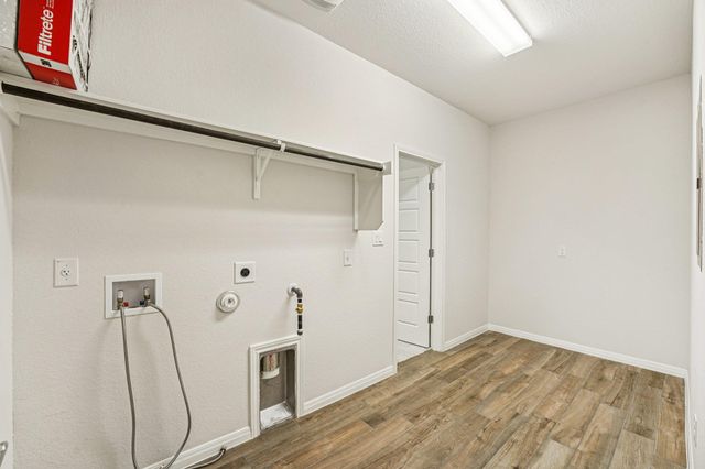 180 Pecos ST, Cedar Creek, TX 78612