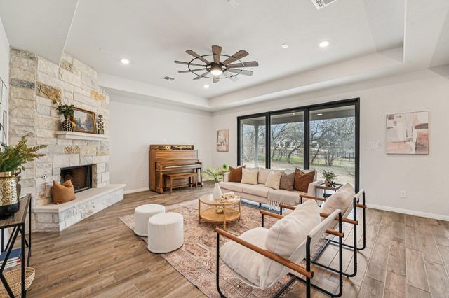 180 Pecos ST, Cedar Creek, TX 78612