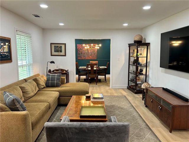 3271 Kelley Chapel Road, Decatur, GA 30034