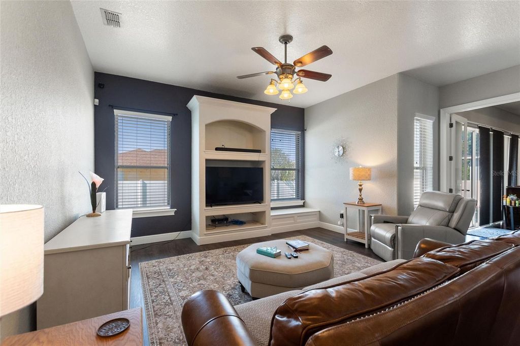 Image 13 of property listing at 2687 BROOKSIDE BLUFF, Lakeland, FL 33813