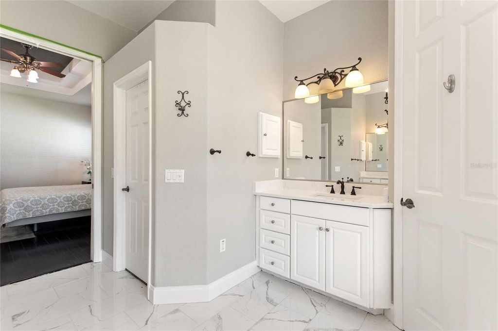 Image 21 of property listing at 2687 BROOKSIDE BLUFF, Lakeland, FL 33813