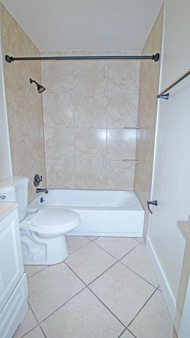 8755 SE Hobe Ridge Avenue, Hobe Sound, FL 33455