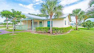 8755 SE Hobe Ridge Avenue, Hobe Sound, FL 33455