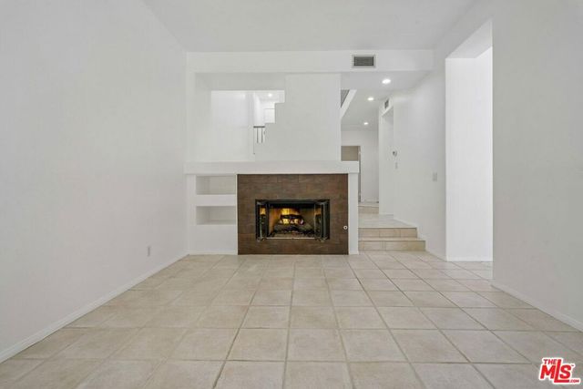 1007 Sunset Oak Circle, Newbury Park, CA 91320