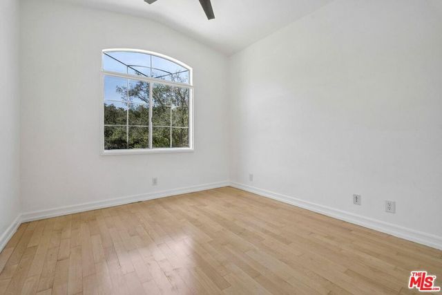 1007 Sunset Oak Circle, Newbury Park, CA 91320