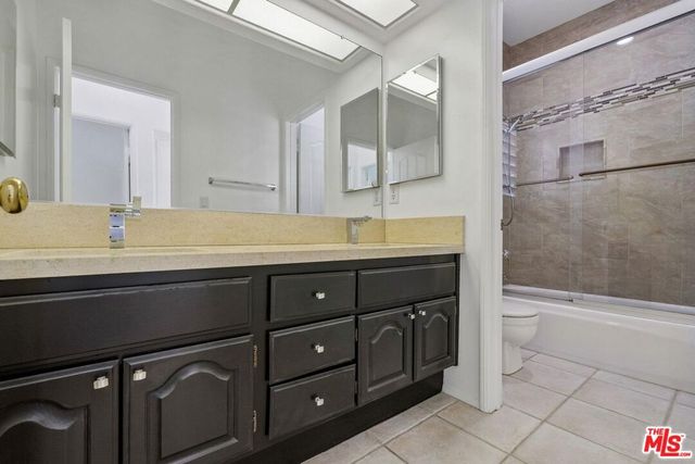 1007 Sunset Oak Circle, Newbury Park, CA 91320