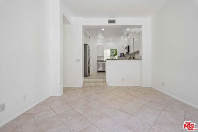 1007 Sunset Oak Circle, Newbury Park, CA 91320