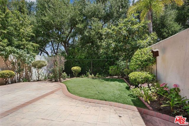 1007 Sunset Oak Circle, Newbury Park, CA 91320