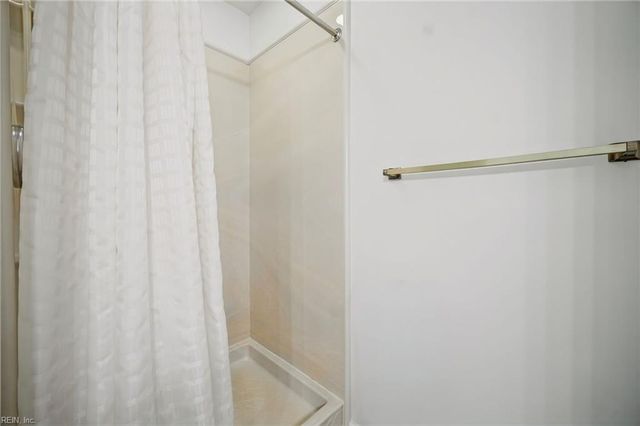 1837 Benefit RD, Chesapeake, VA 23322