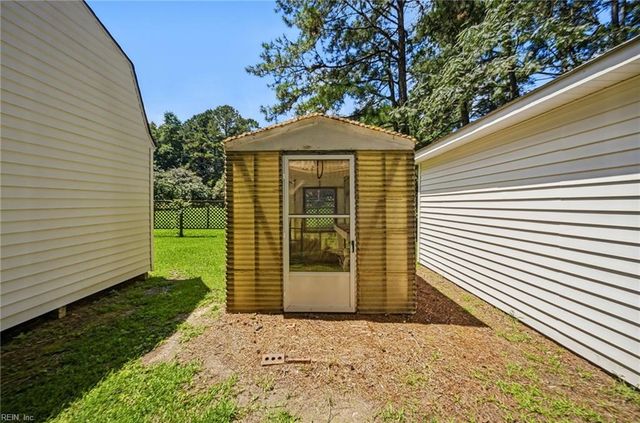 1837 Benefit RD, Chesapeake, VA 23322