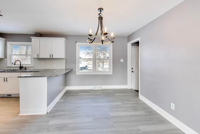 5024 E 73rd Avenue, Merrillville, IN 46410