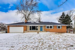 5024 E 73rd Avenue, Merrillville, IN 46410