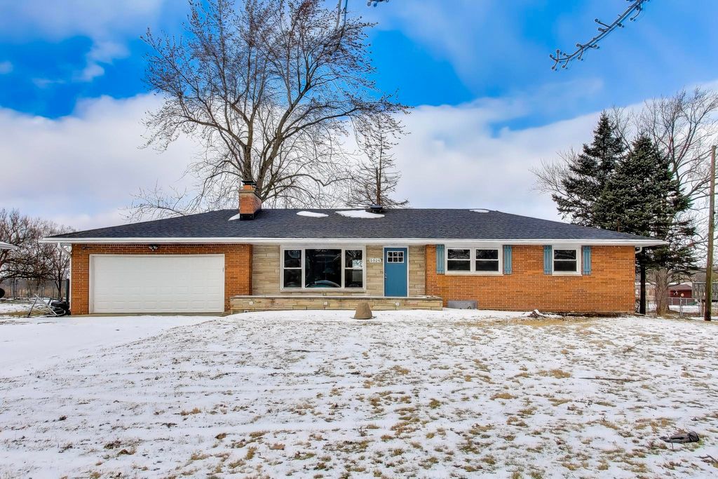 5024 E 73rd Avenue, Merrillville, IN 46410