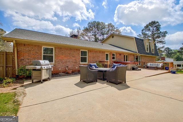 44 Camellia Circle, Newnan, GA 30263