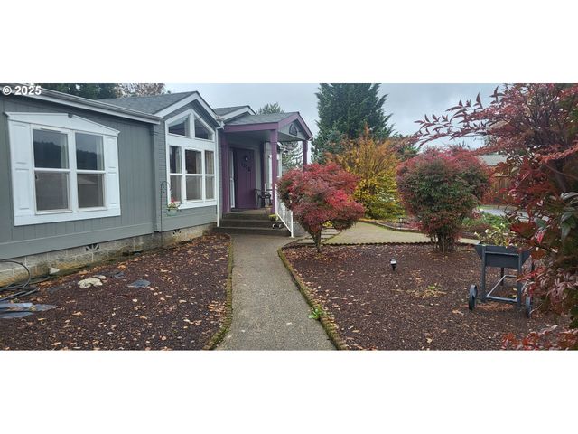 1316 SUNNY Ct, Sutherlin, OR 97479