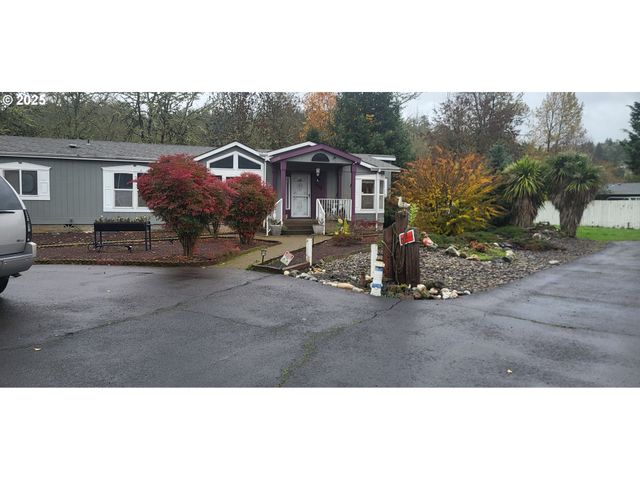 1316 SUNNY Ct, Sutherlin, OR 97479