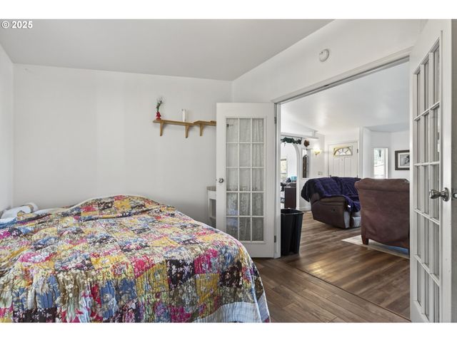 1316 SUNNY Ct, Sutherlin, OR 97479