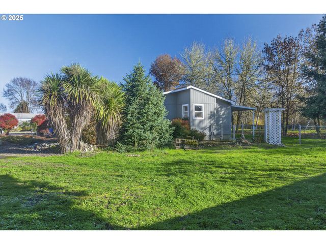 1316 SUNNY Ct, Sutherlin, OR 97479
