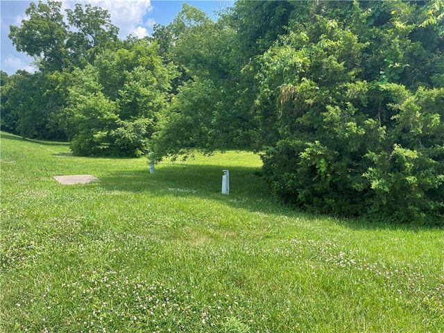 11763 PARALLEL Parkway, Kansas City, KS 66109