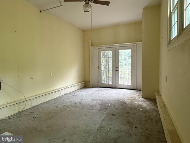 110 HAWKIN RD, Tabernacle, NJ 08088
