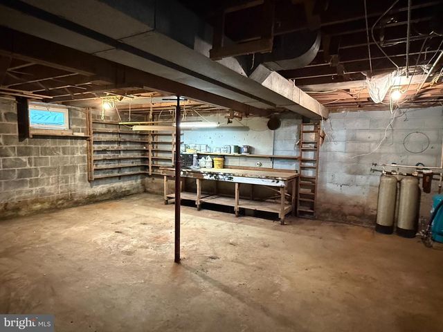 110 HAWKIN RD, Tabernacle, NJ 08088
