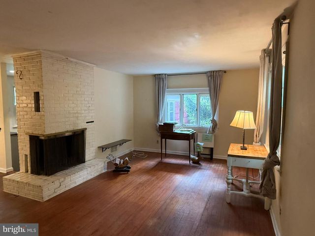 110 HAWKIN RD, Tabernacle, NJ 08088