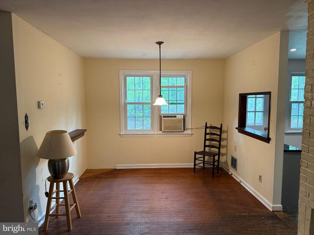 110 HAWKIN RD, Tabernacle, NJ 08088