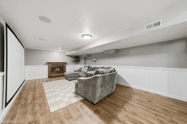 5212 W Alderwood Ave, Spokane, WA 99208