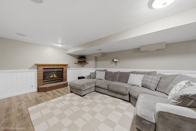 5212 W Alderwood Ave, Spokane, WA 99208