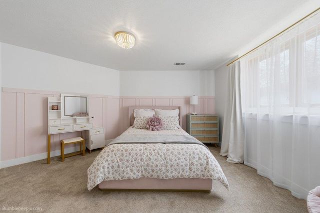 5212 W Alderwood Ave, Spokane, WA 99208