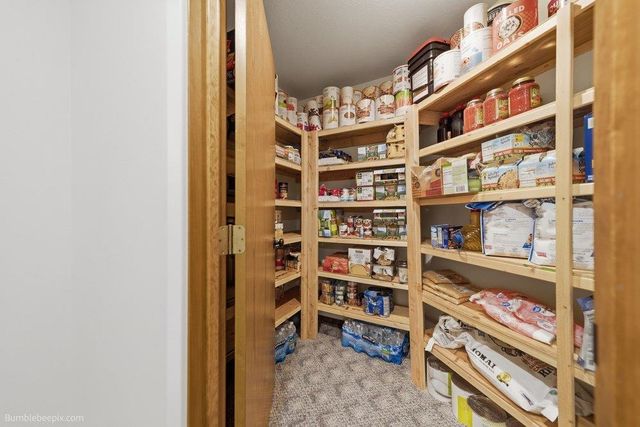 5212 W Alderwood Ave, Spokane, WA 99208