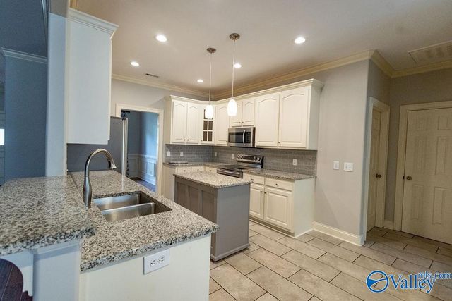 2612 Little Cove Road, Owens Cross Roads, AL 35763