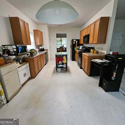 3639 Cape Lane, Conyers, GA 30013