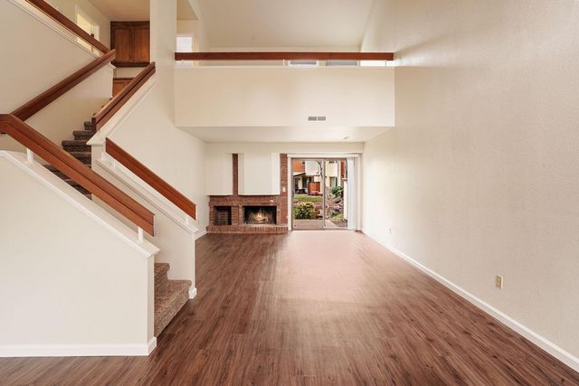 1443 W Swain Rd, Stockton, CA 95207