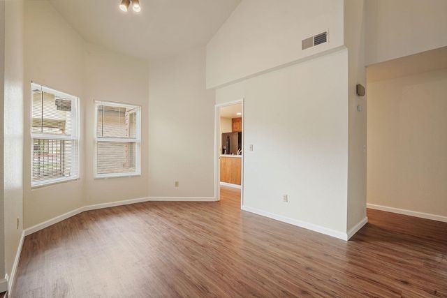 1443 W Swain Rd, Stockton, CA 95207