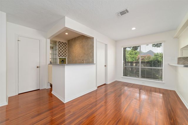 11838 Riverview Drive, Houston, TX 77077