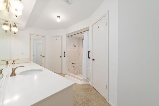 11838 Riverview Drive, Houston, TX 77077