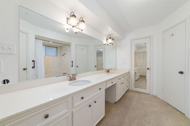 11838 Riverview Drive, Houston, TX 77077