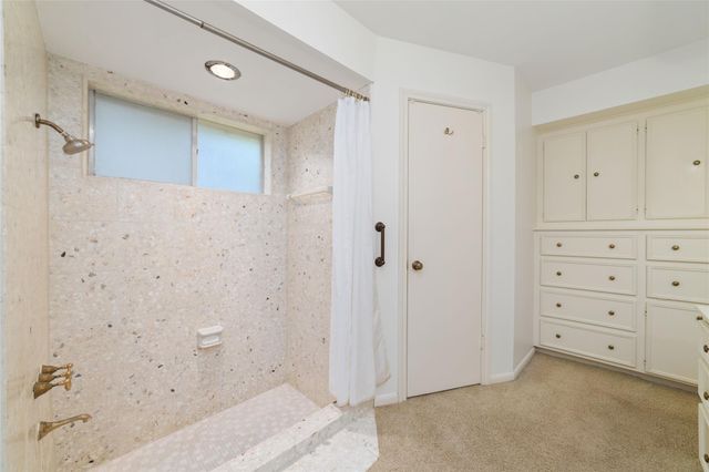 11838 Riverview Drive, Houston, TX 77077