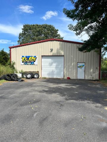 7569 Batesville Boulevard, Pleasant Plains, AR 72568