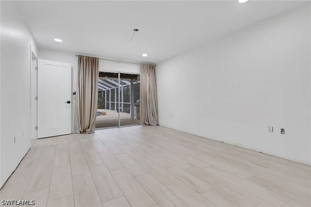 27126 Rue De Paix, Bonita Springs, FL 34135