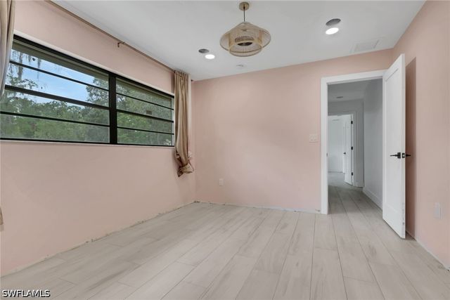 27126 Rue De Paix, Bonita Springs, FL 34135