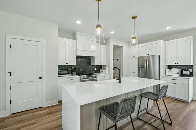 399 Tessier Court, Vadnais Heights, MN 55127